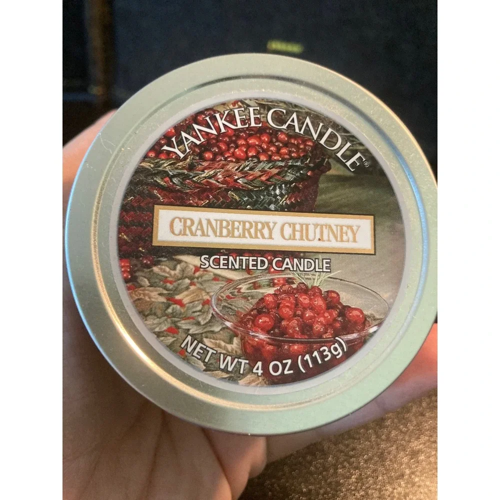 Yankee Candle Cranberry Chutney 4 oz Travel Tin Scented Candle‎ Red Wax Holiday